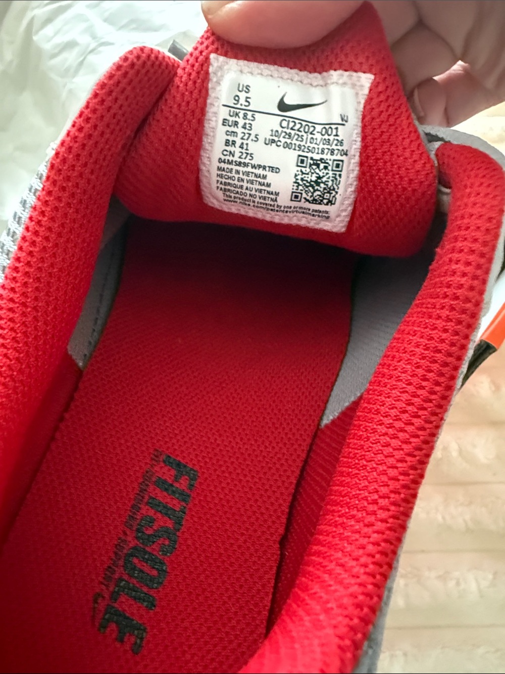 Nike Men’s Gray and Red Athletic Running Shoes - Picture 3 of 4